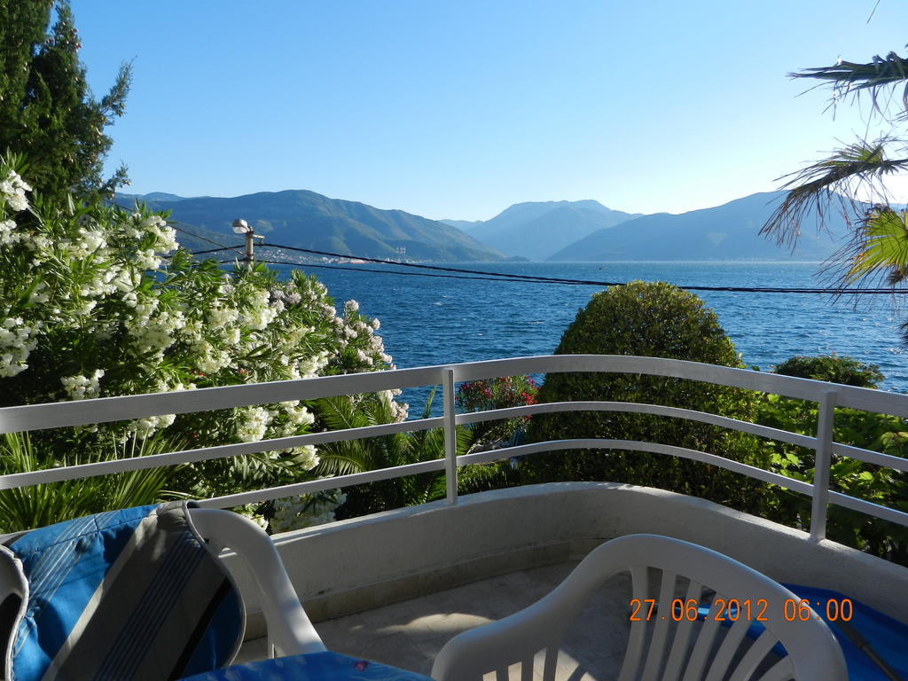 Apartments Sino More Tivat Oda fotoğraf